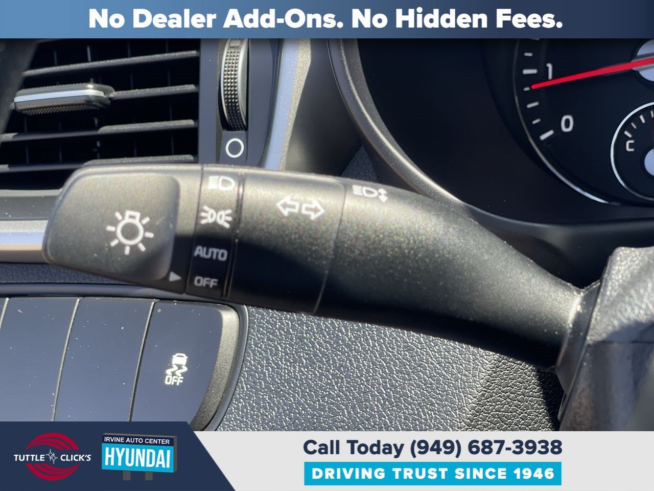 Used 2017 EBONY BLACK KIA L image 25