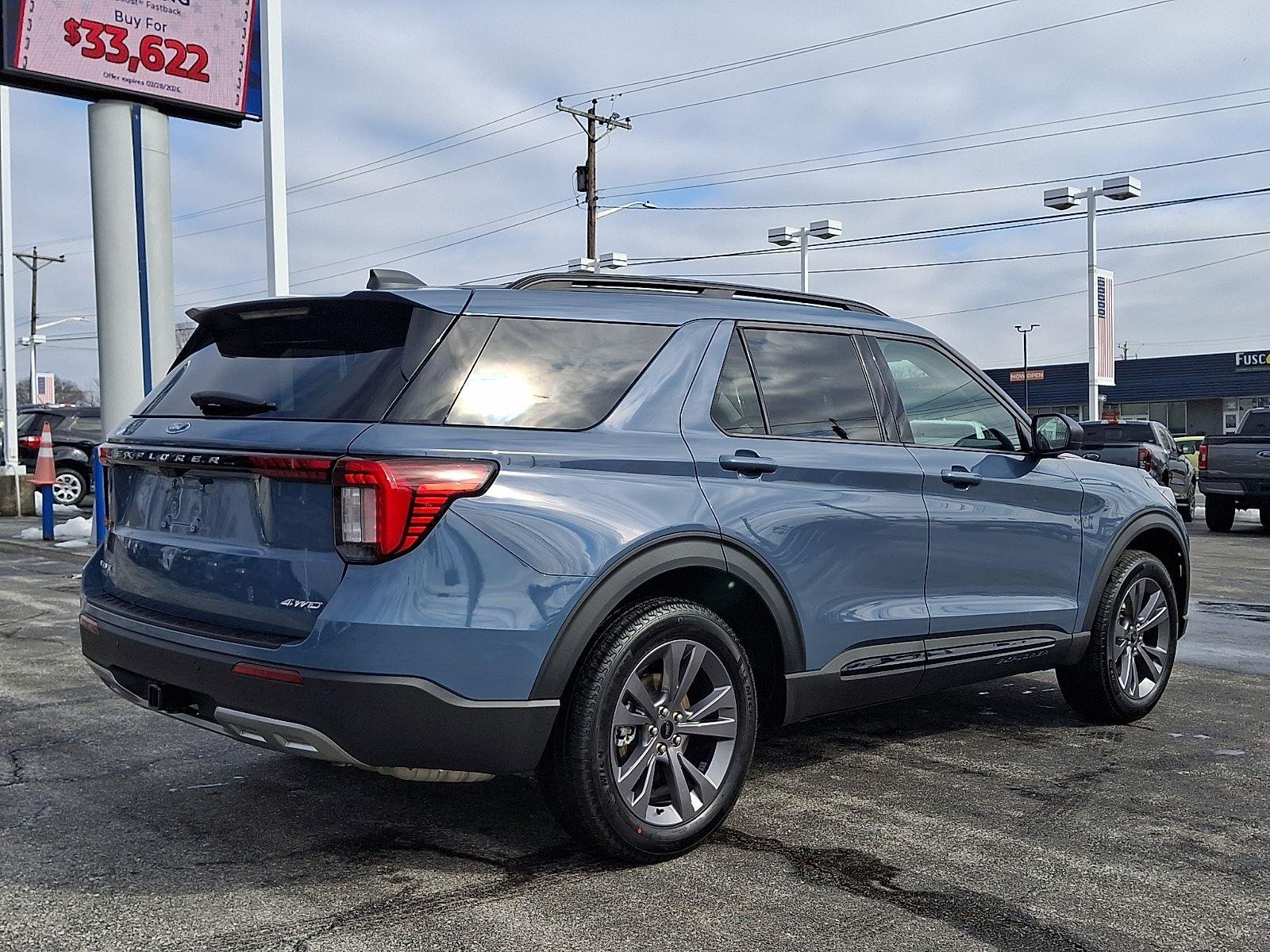New 2026 Vapor Blue Metallic Ford Active image 4