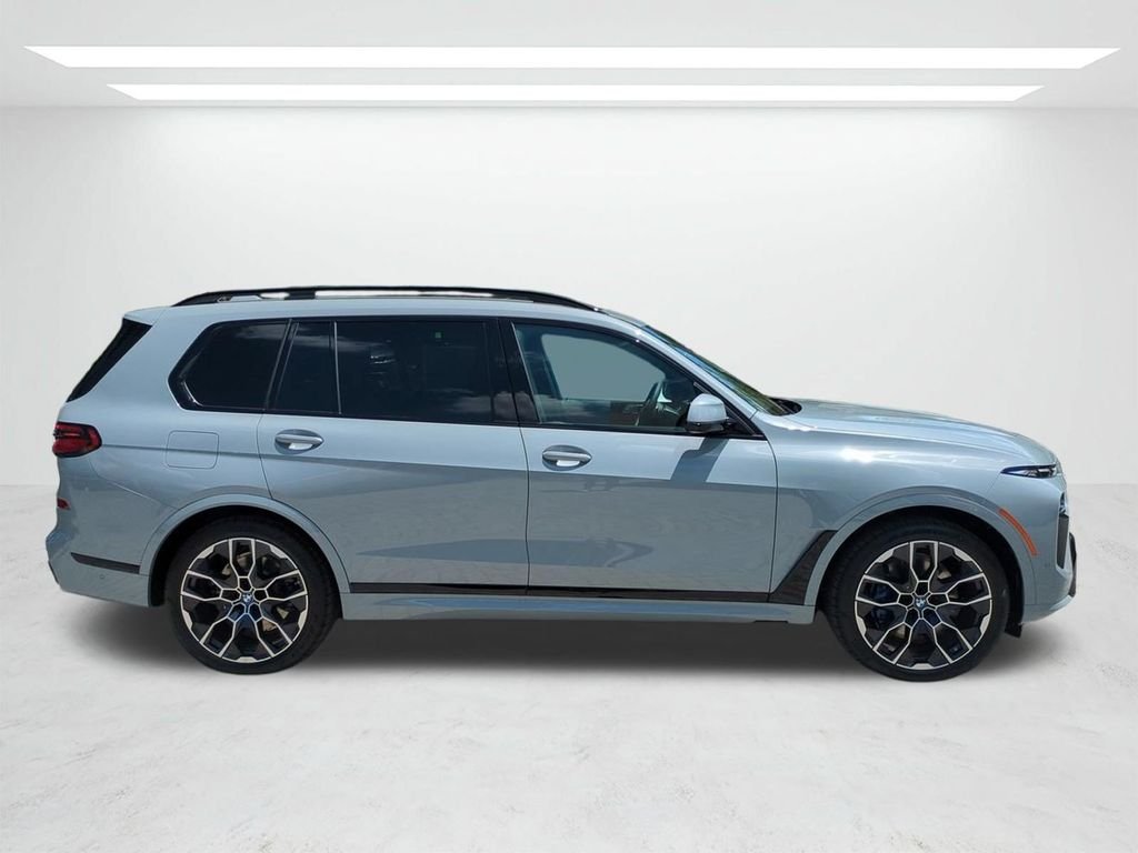 New 2027 Gray Metallic BMW xDrive40i image 3