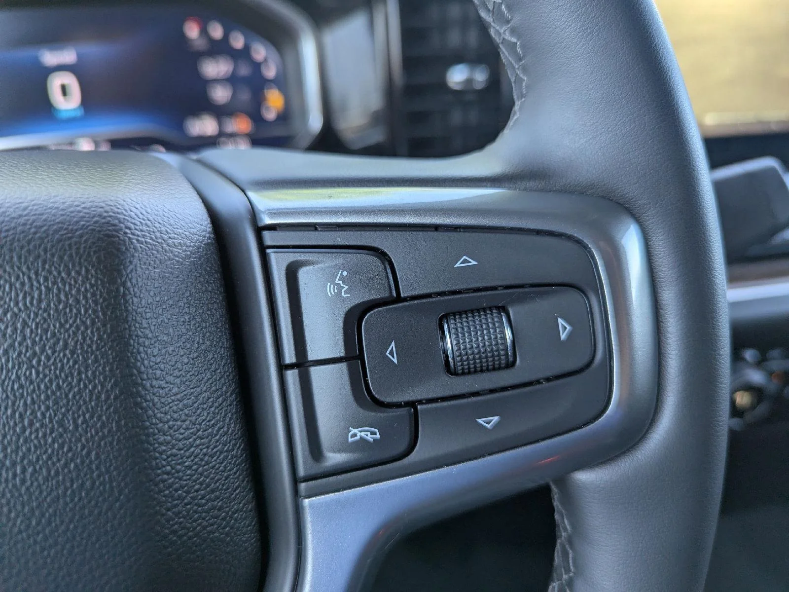 2024 Chevrolet Silverado 1500 LT - Photo 21