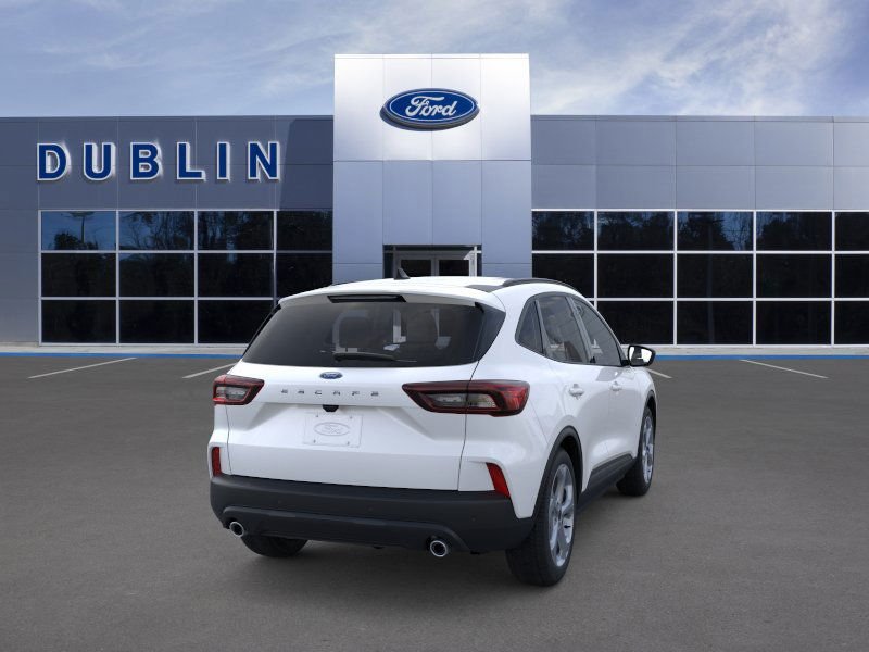 New 2026 Star White Metallic Tri-coat Ford ST-Line image 40