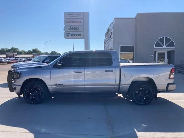 2022 RAM 1500 Big Horn/Lone Star 4x4 Crew Cab 5'7's photo