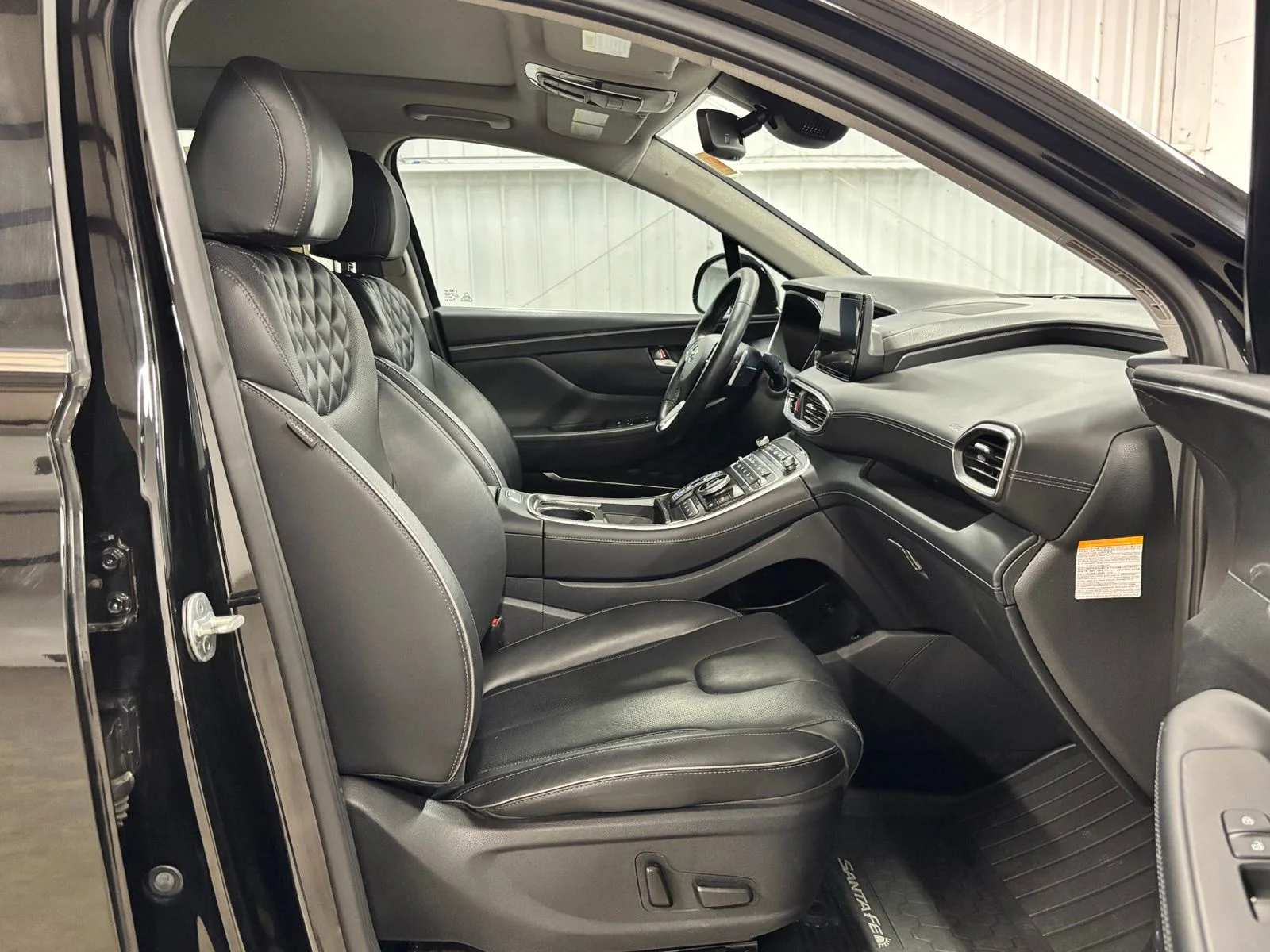 Used 2021 Black Hyundai Limited image 22
