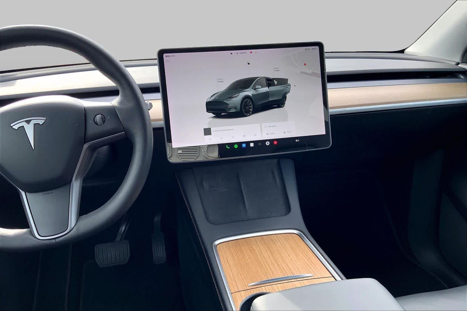 Used 2022 Midnight Silver Metallic Tesla Long Range image 6