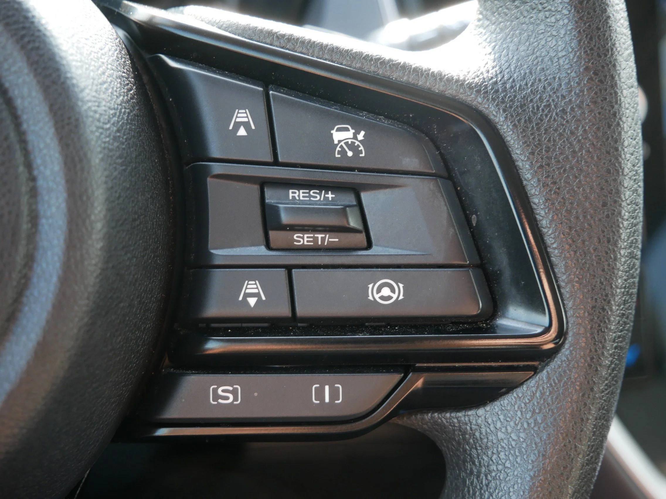 Used 2024 Crystal White Pearl Subaru Premium image 28
