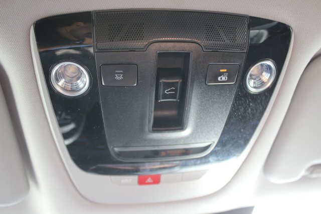 Used 2024 White Kia SX image 13