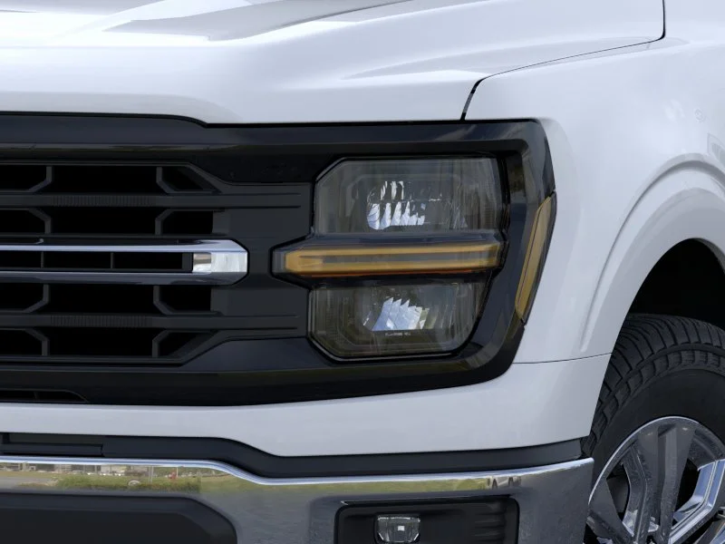 New 2026 Oxford White Ford XLT image 41