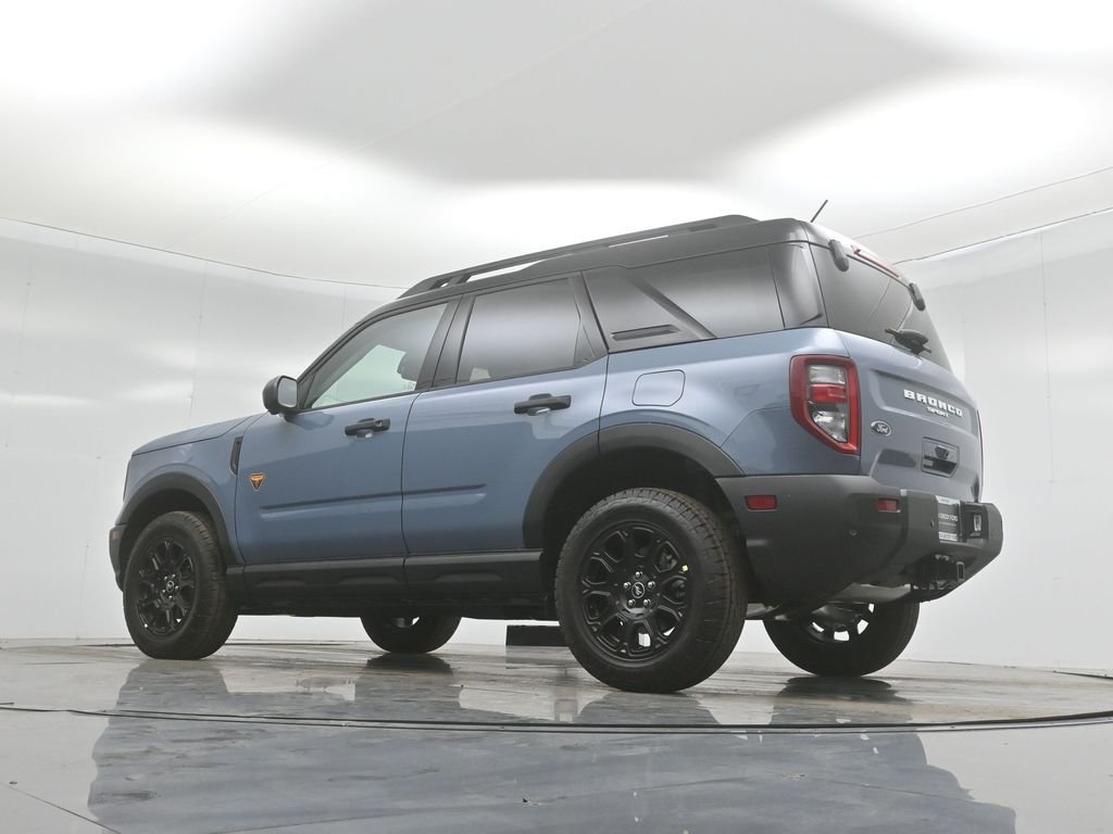 New 2025 Azure Gray Metallic Tri-Coat Ford Badlands image 54