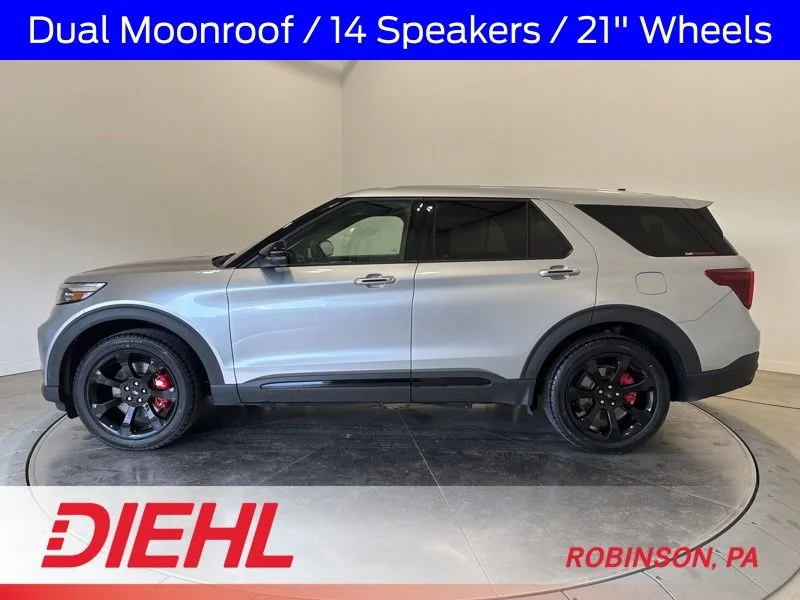 Used 2021 Silver Ford ST image 4