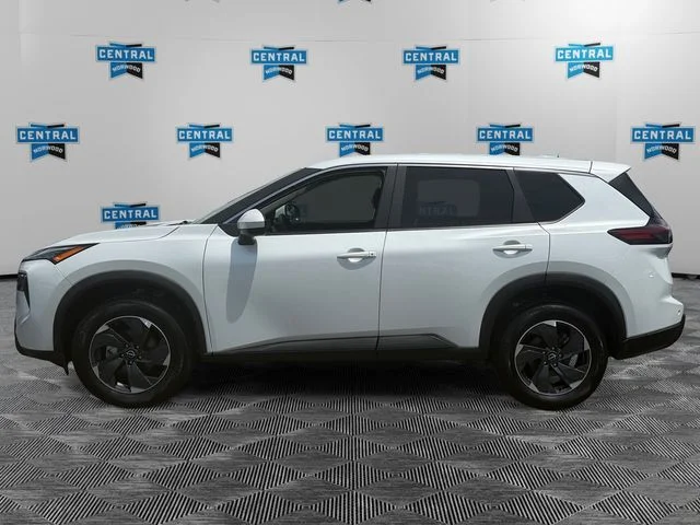 Used 2025 White Nissan SV image 2