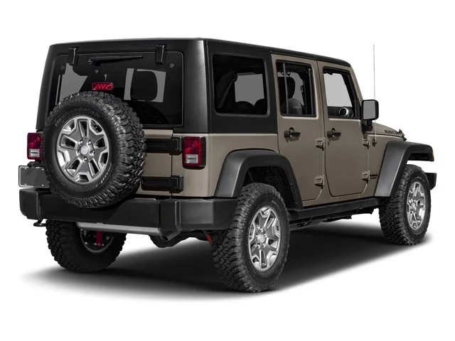Used 2016 Billet Silver Metallic Clearcoat Jeep Rubicon Hard Rock image 5