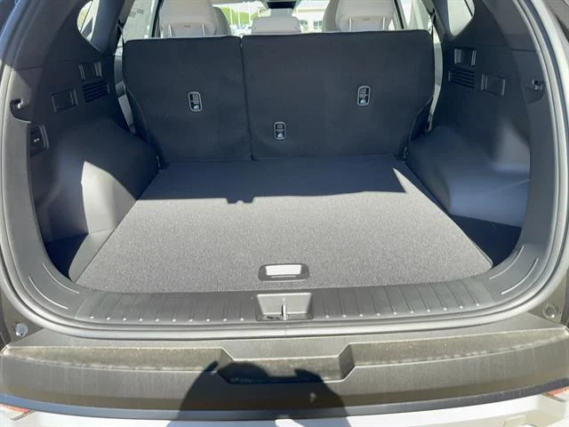 New 2026 Ash Black Hyundai Blue SE image 14