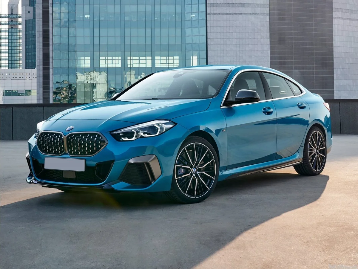 Used 2022 Alpine White BMW M235i xDrive image 1