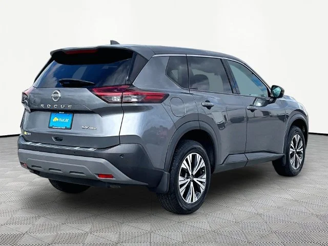 Used 2021 Gun Metallic Nissan SV image 6