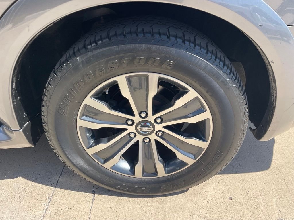 Used 2020 Gray Nissan SL image 18
