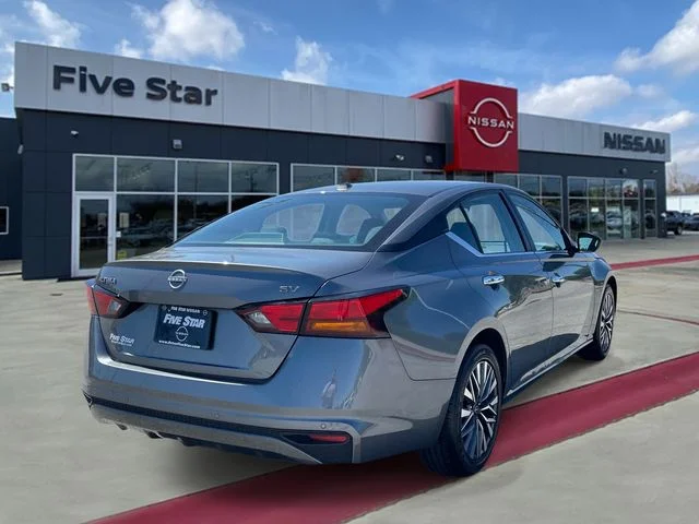 Used 2024 Gray Nissan 2.5 SV image 6