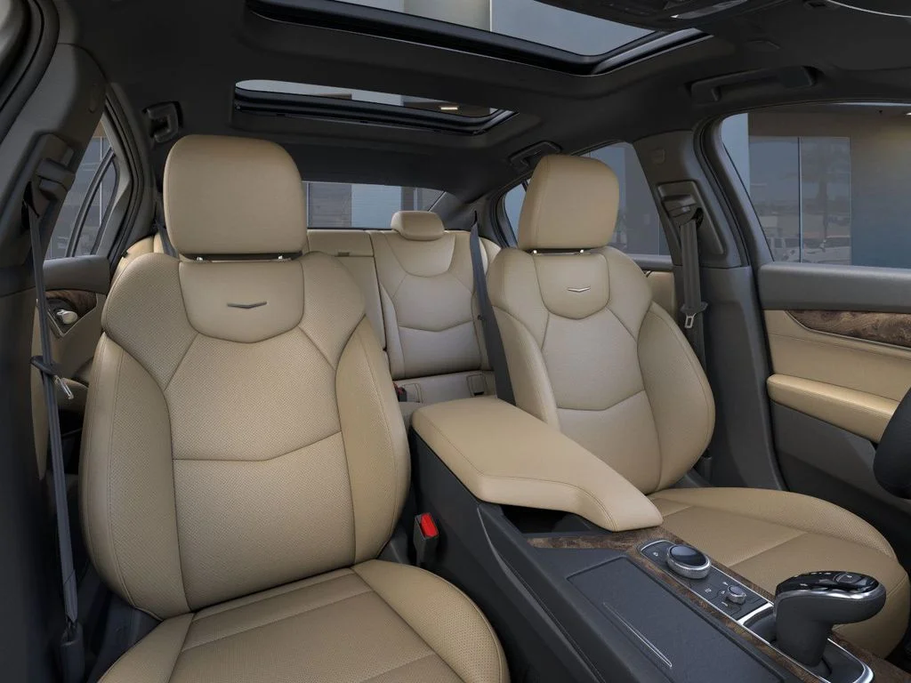 New 2026 Vibrant White Tricoat Cadillac Premium Luxury image 16
