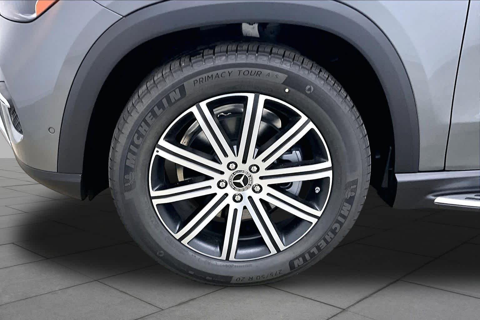 New 2026 Selenite Grey Metallic Mercedes-Benz GLE 350 image 11