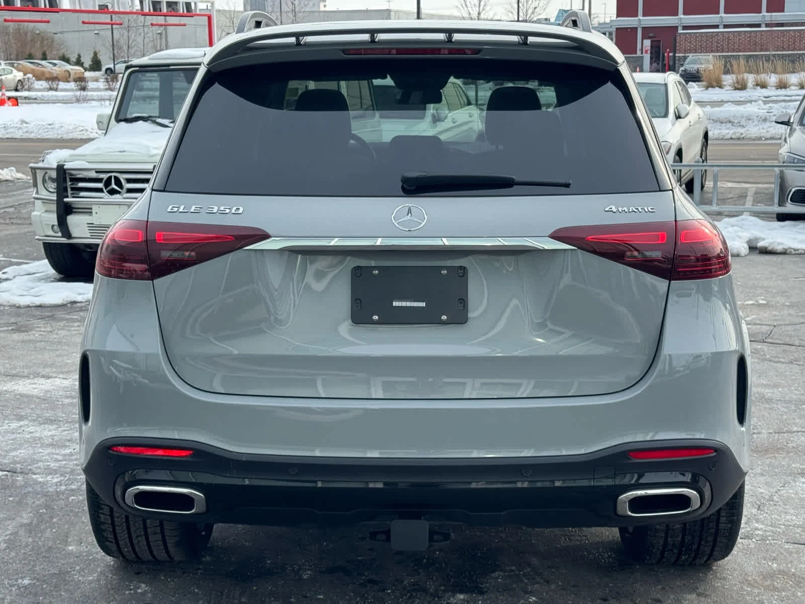 New 2026 MANUFAKTUR Alpine Grey Mercedes-Benz GLE 350 image 8