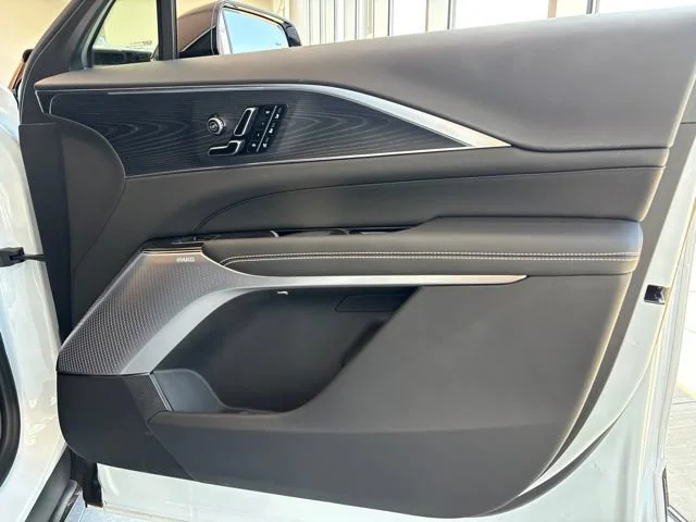 2026 Cadillac LYRIQ Premium Luxury - Photo 14