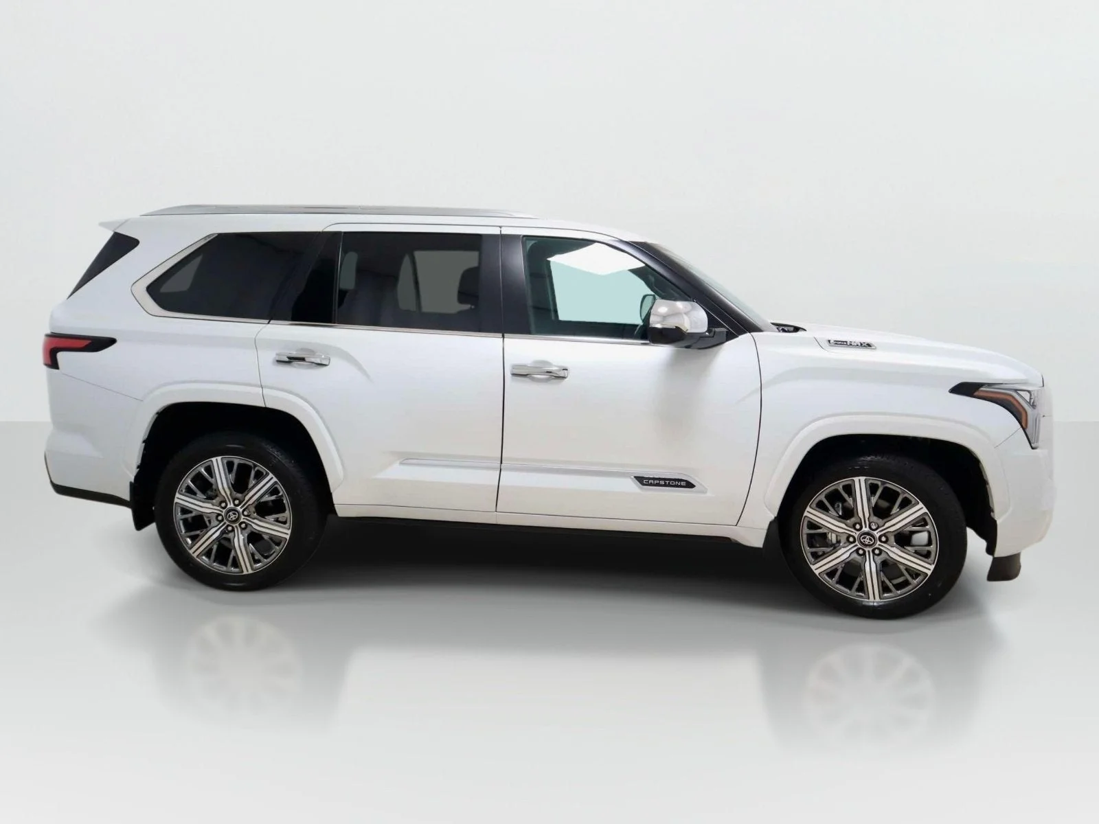 Used 2026 Wind Chill Pearl Toyota Capstone image 6
