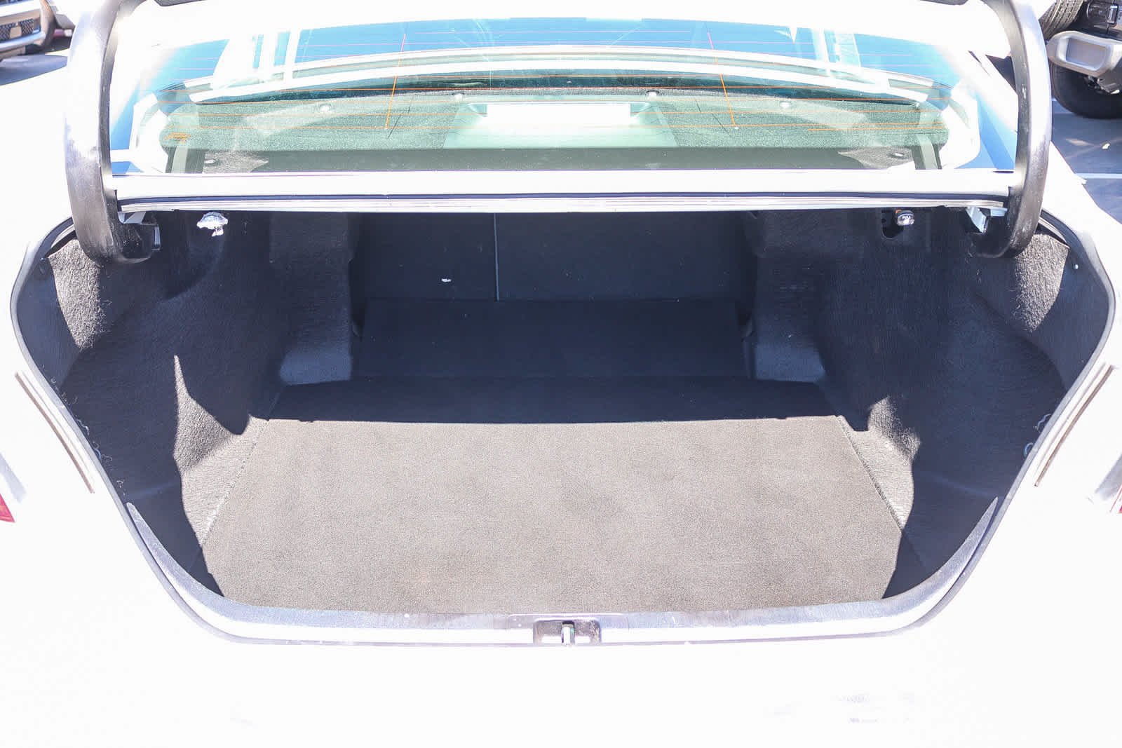 Used 2023 Ice Cap Toyota SE image 25
