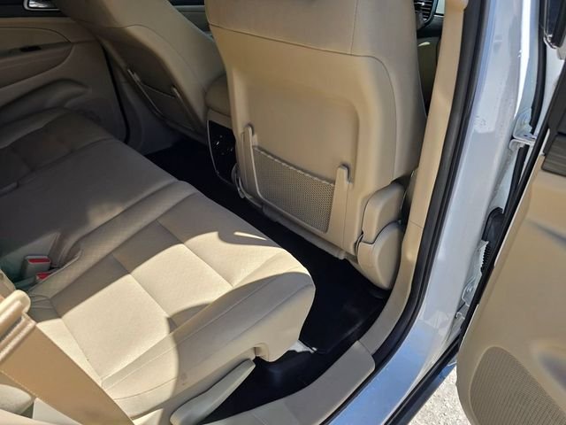 Certified Used 2022 White Jeep Laredo E image 33