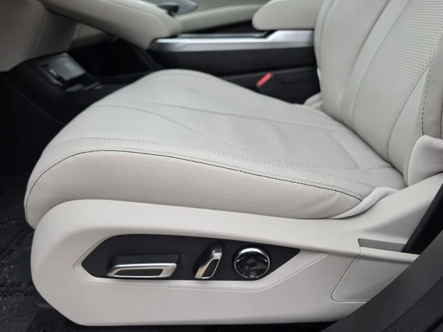 New 2026 Majestic Black Pearl Acura w/Technology Package image 13