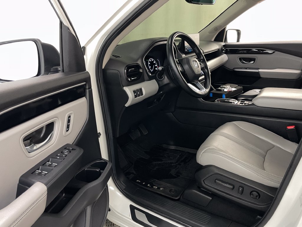 2025 Honda Pilot EX-L - Photo 23