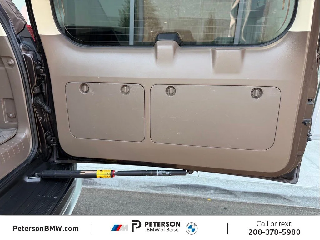 Used 2017 Red Lexus 460 image 12