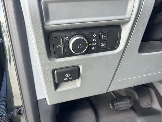 Used 2021 Green Ford XLT image 17