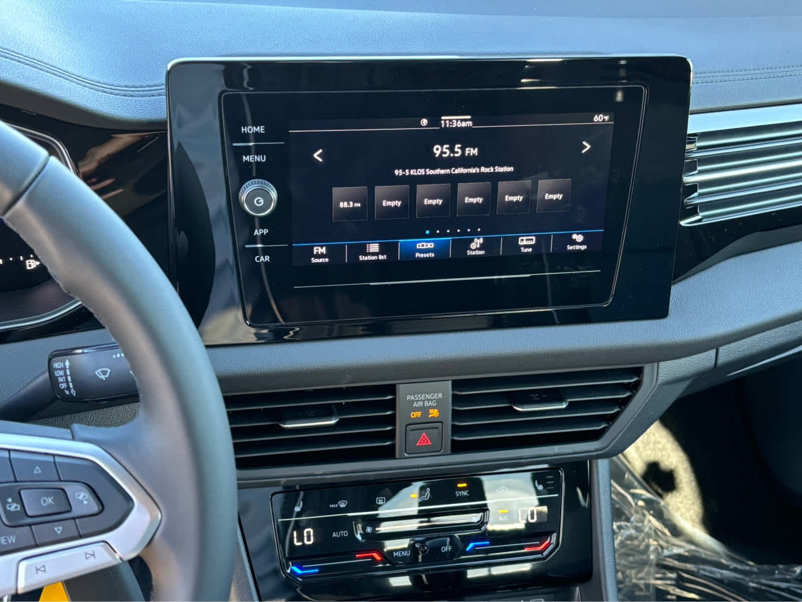 2025 Volkswagen Jetta Sport - Photo 12
