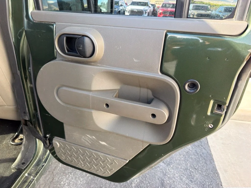 Used 2008 Jeep Green Clearcoat Metallic Jeep Unlimited Rubicon image 20