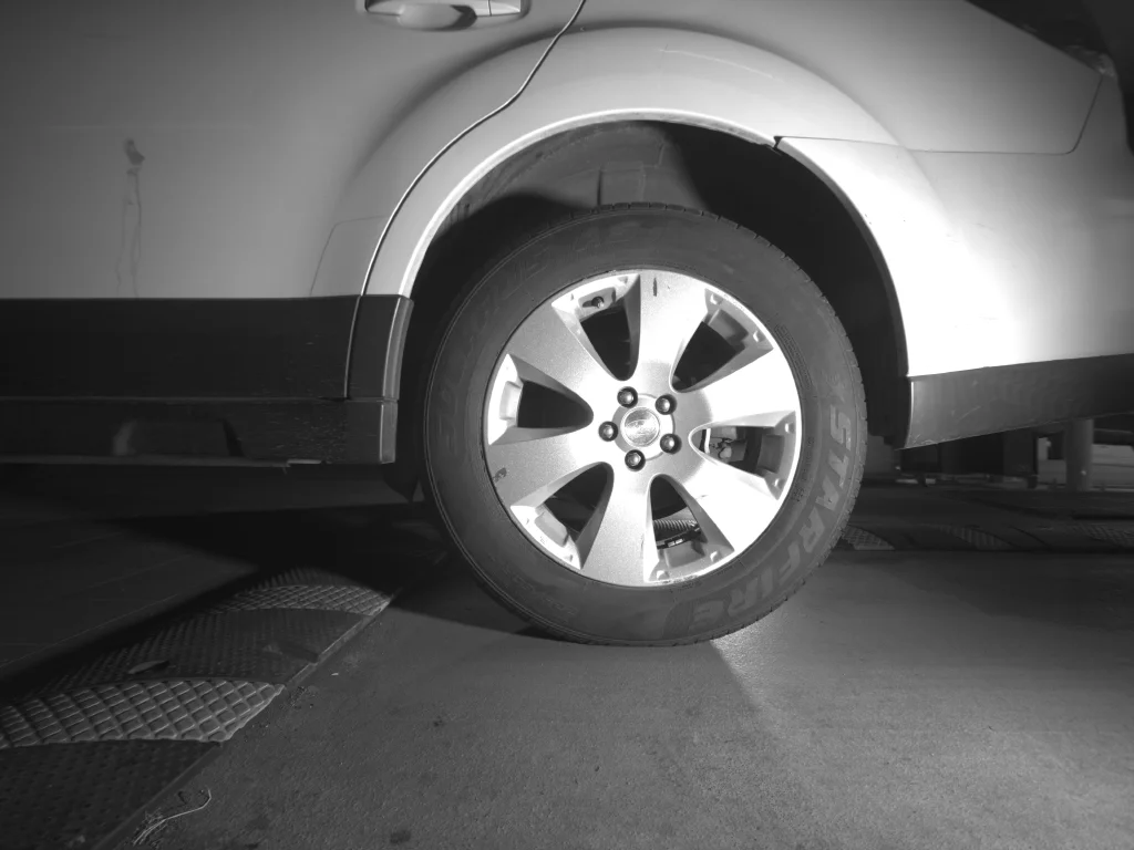 Used 2012 White Subaru 2.5i Premium image 11