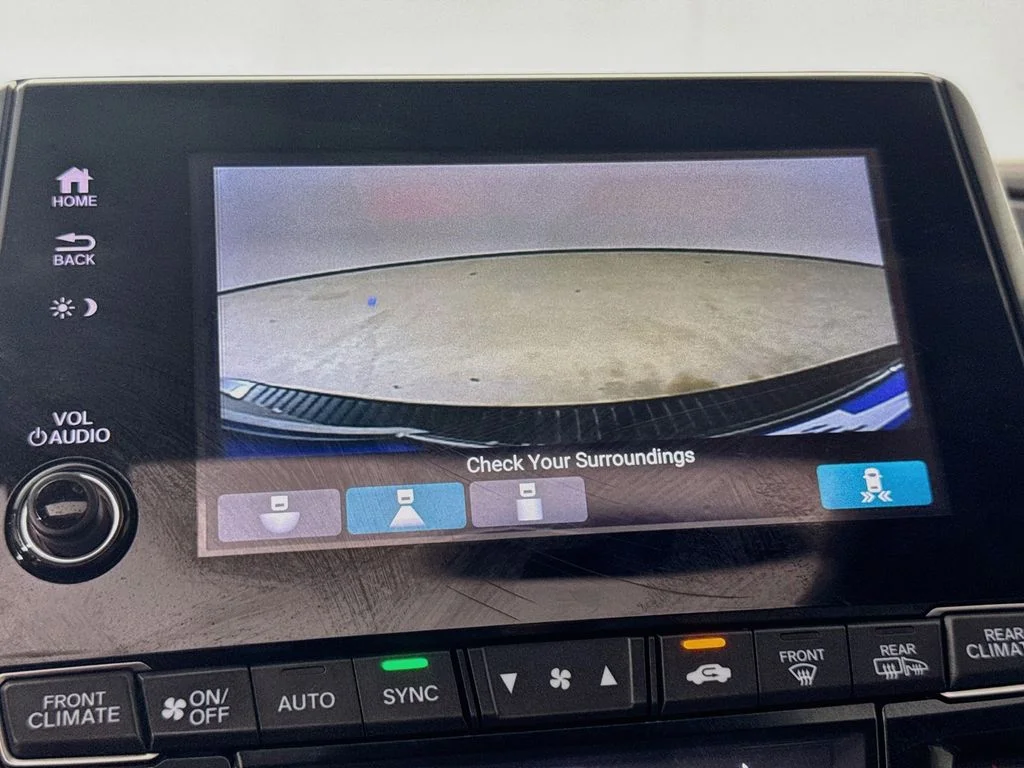 Certified Used 2019 Silver Honda EX-L image 18