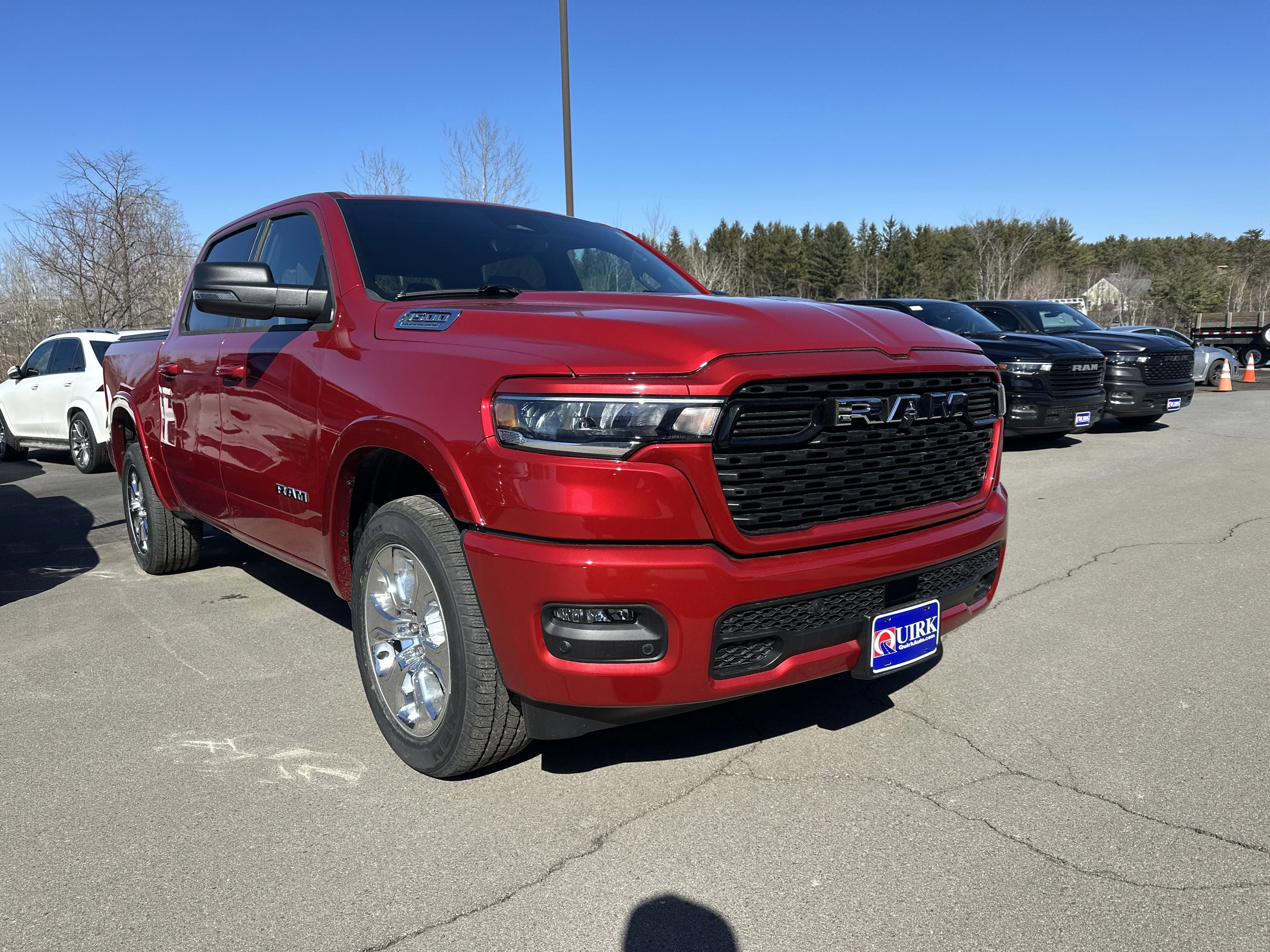 New 2026 Molten Red Pearl-Coat Exterior Paint RAM Big Horn image 9