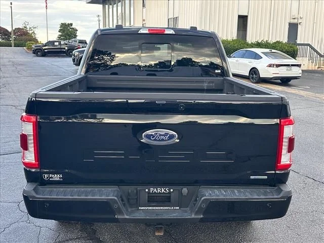 Used 2023 Black Ford Lariat image 10