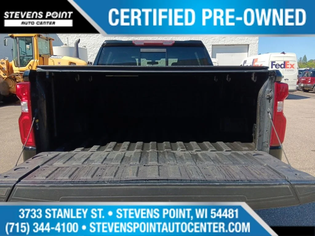 Used 2021 Black Chevrolet RST image 34