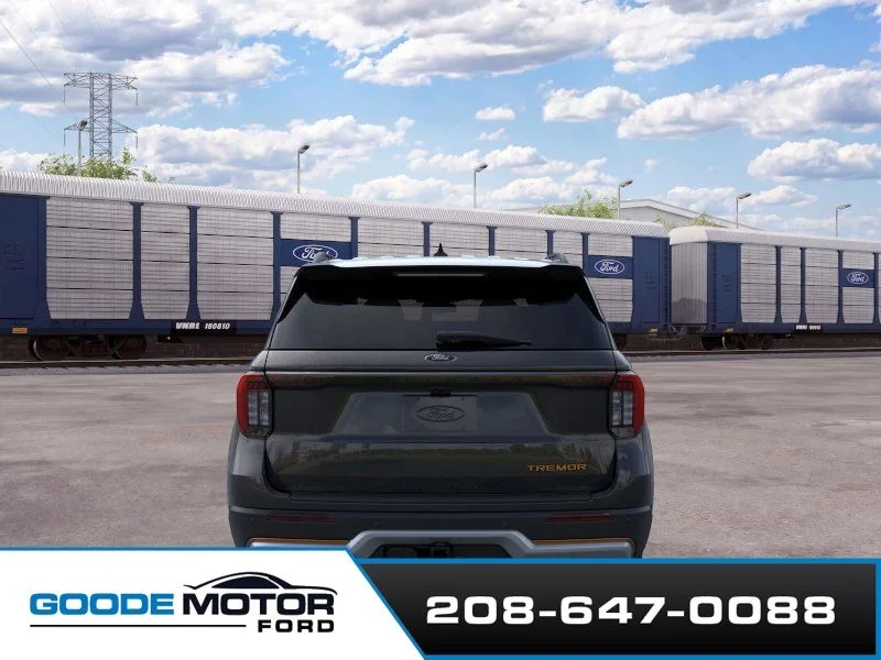 New 2026 Agate Black Metallic Ford Tremor® image 5
