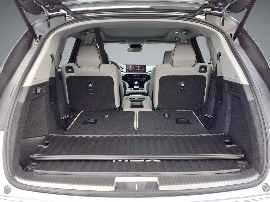 New 2026 Solar Silver Metallic Acura Advance Package image 12