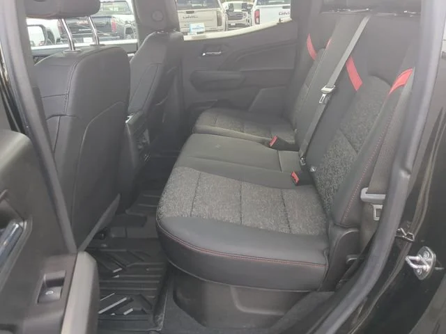 Used 2023 Black Chevrolet Z71 image 28