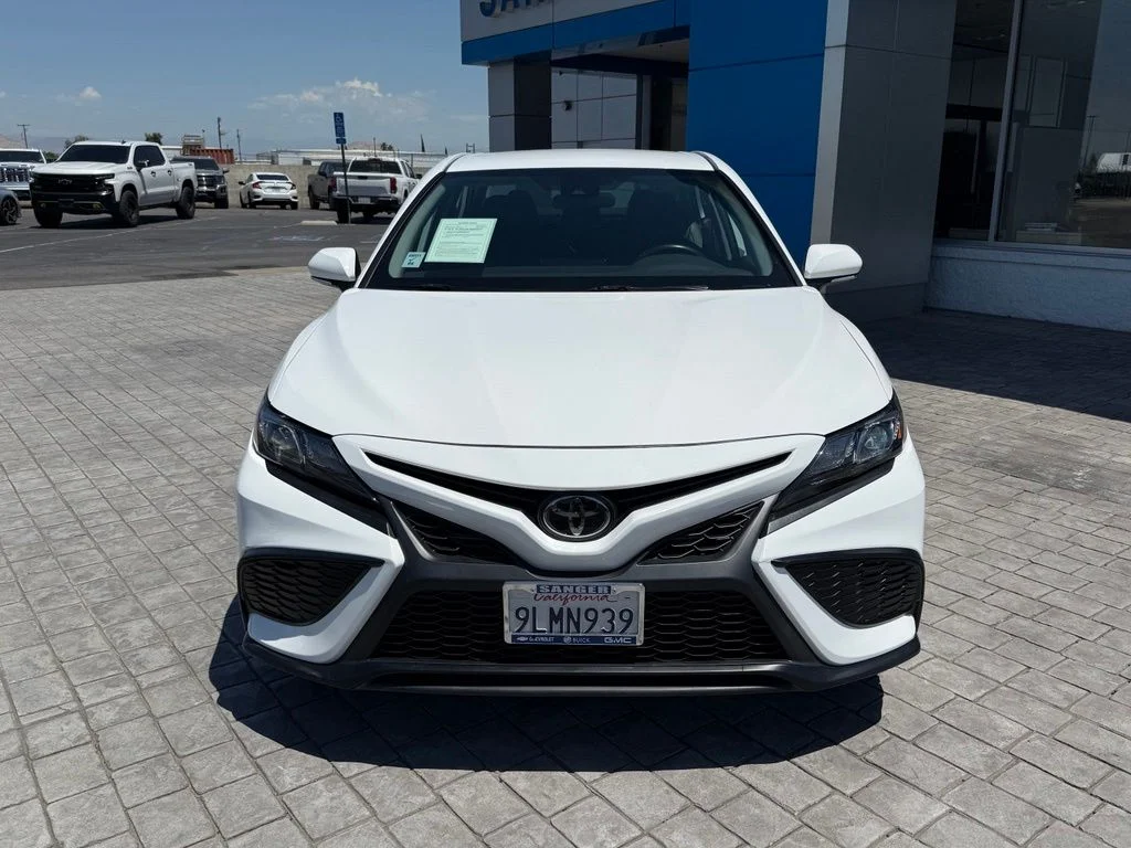 Used 2023 White Toyota SE image 3