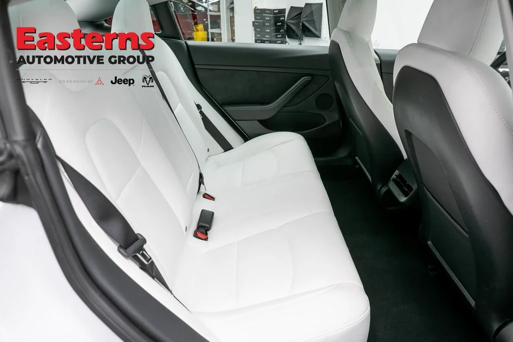 Used 2023 White Tesla Base image 9