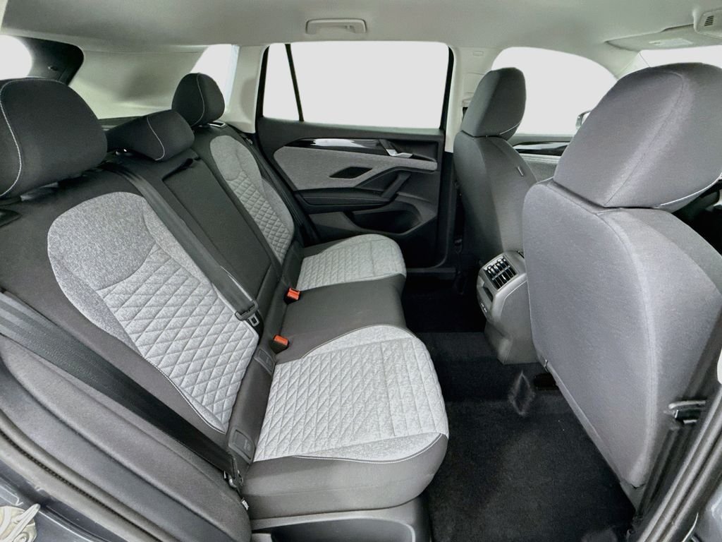 New 2026 Platinum Gray Metallic Volkswagen S image 20