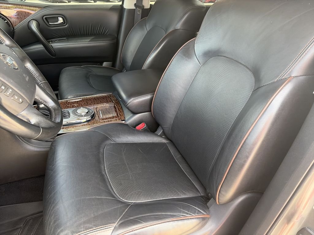 Used 2020 Gray Nissan SL image 11