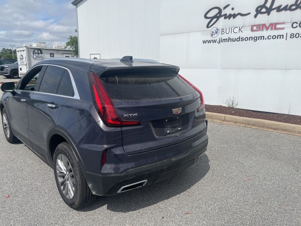Used 2025 Black Cadillac Premium Luxury image 4