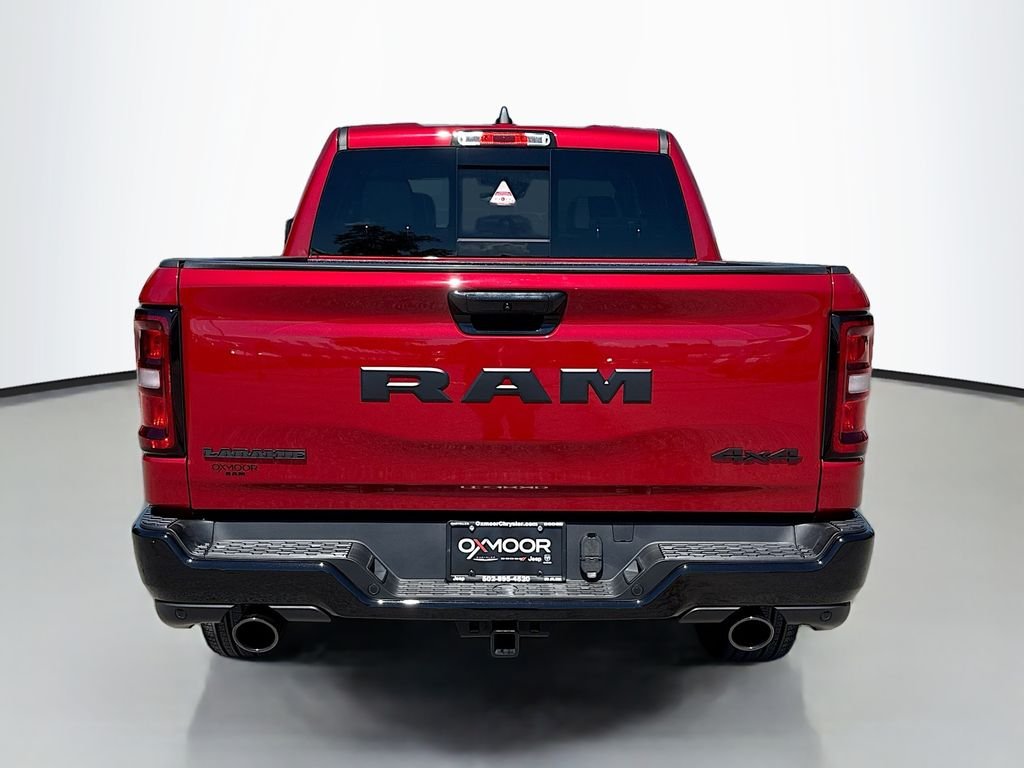 New 2026 Molten Red Pearl-Coat Exterior Paint RAM Laramie image 5