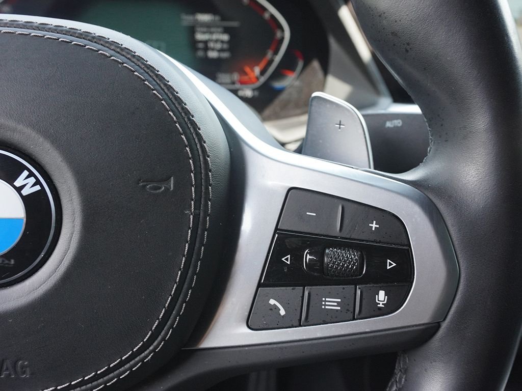 Used 2022 Black BMW xDrive40i image 50