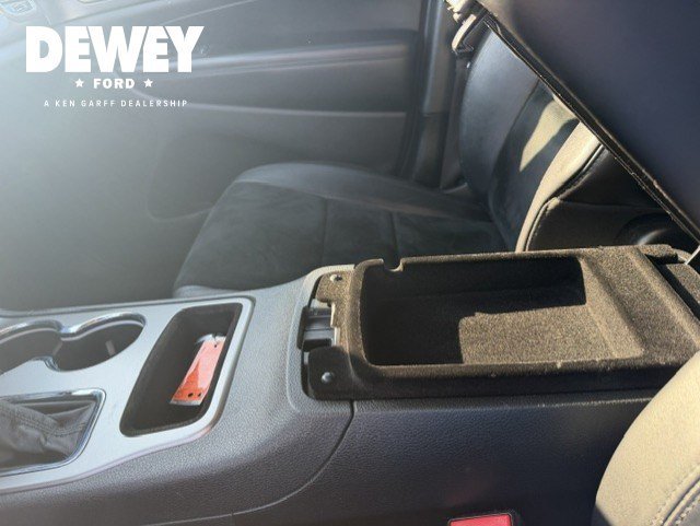 Used 2017 Bright White Clearcoat Jeep Altitude image 22