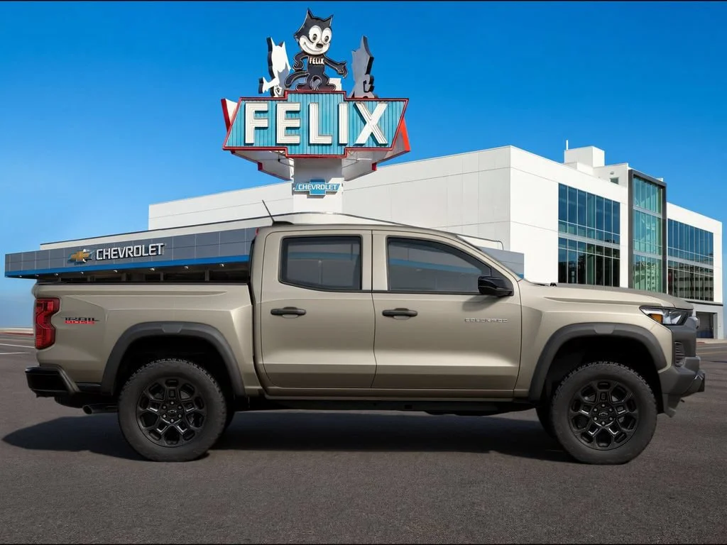 New 2026 White Sands Chevrolet Trail Boss image 4